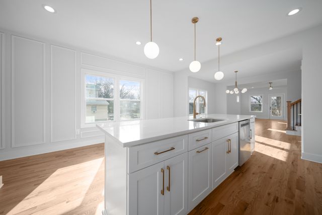 2118A Burns St, Nashville, TN 37216