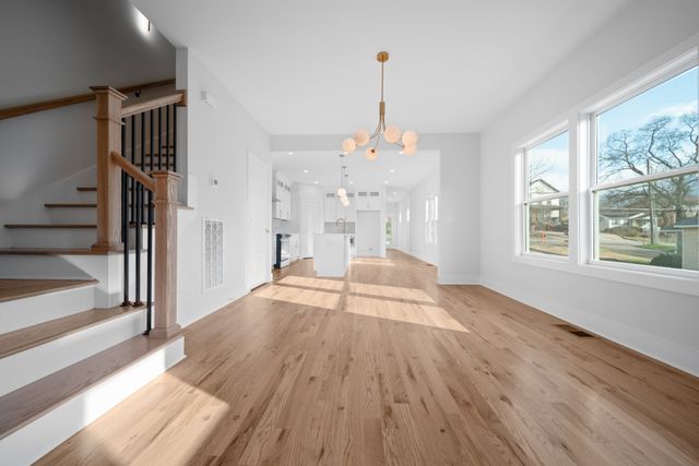 2118A Burns St, Nashville, TN 37216