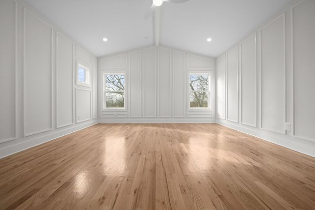 2118A Burns St, Nashville, TN 37216