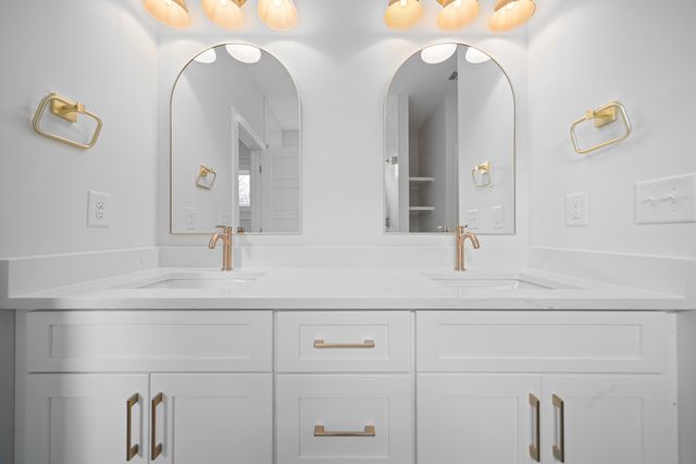 2118A Burns St, Nashville, TN 37216