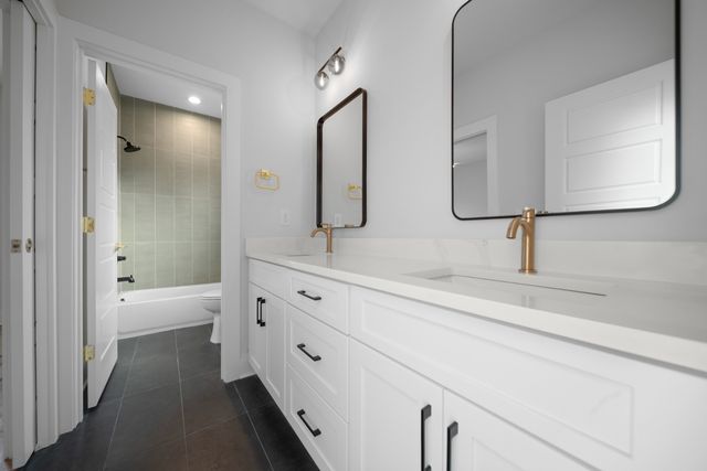 2118A Burns St, Nashville, TN 37216