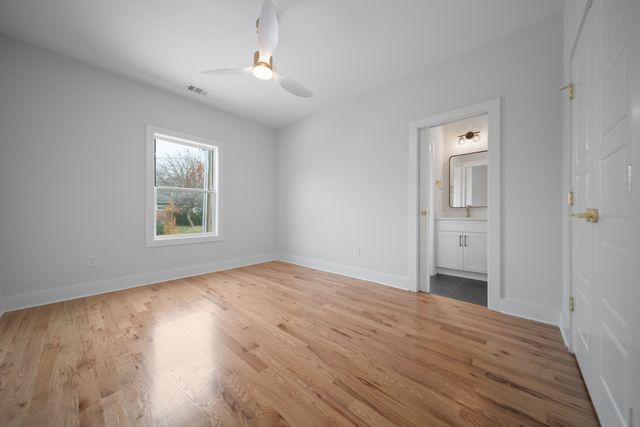 2118A Burns St, Nashville, TN 37216