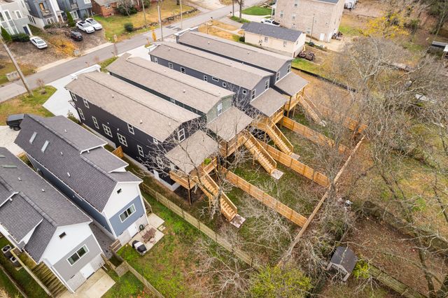 2118A Burns St, Nashville, TN 37216