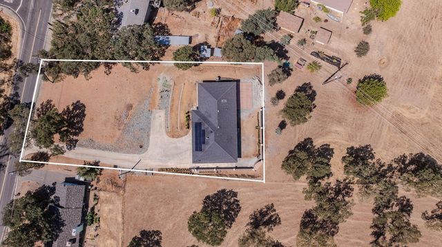 5939 Garner Pl, Valley Springs, CA 95252