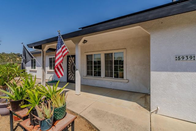 5939 Garner Pl, Valley Springs, CA 95252