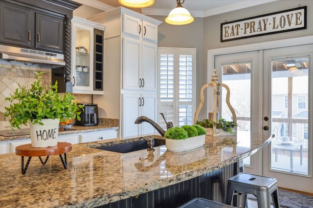 6224 Rivervalley Dr, Nashville, TN 37221