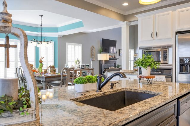 6224 Rivervalley Dr, Nashville, TN 37221