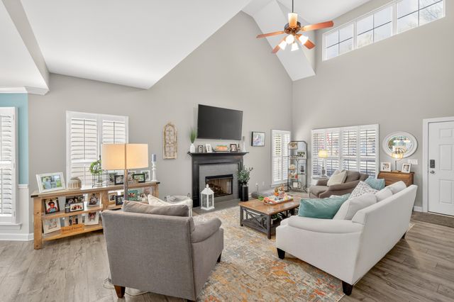 6224 Rivervalley Dr, Nashville, TN 37221