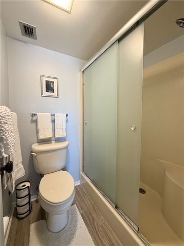 24 Plantation Drive 201, Vero Beach, FL 32966