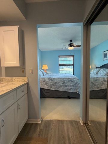 24 Plantation Drive 201, Vero Beach, FL 32966