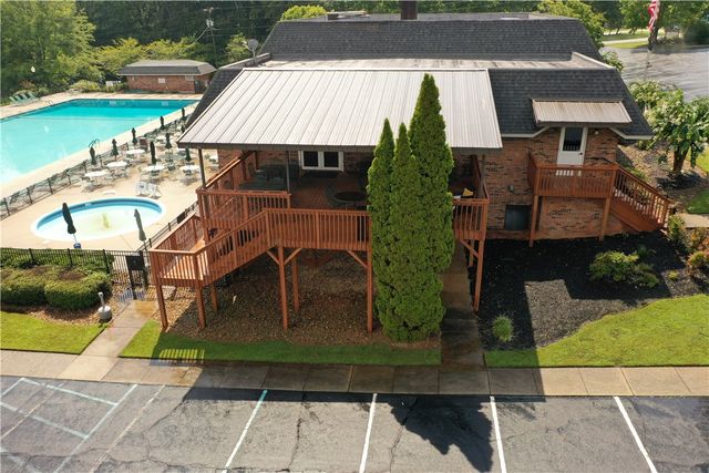 129 Middleton Drive, Westminster, SC 29693