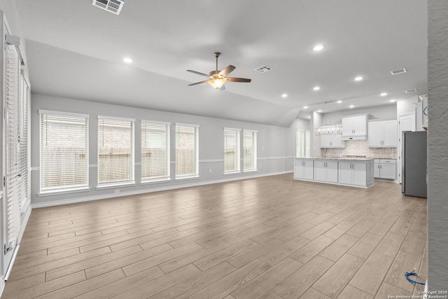 3129 Coral Way, Seguin, TX 78155