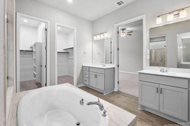 3129 Coral Way, Seguin, TX 78155