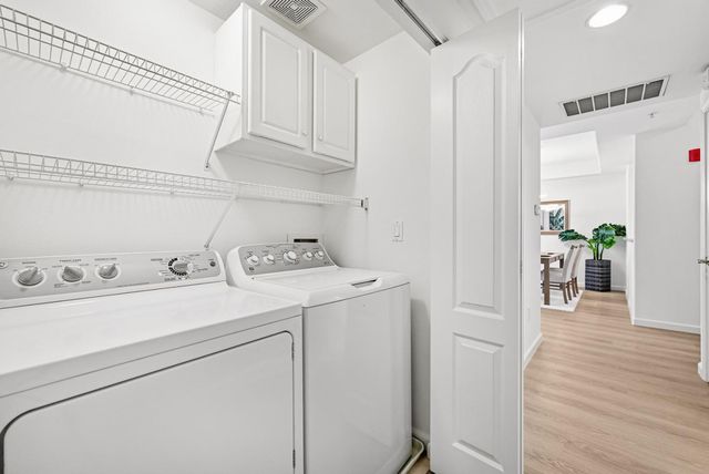1951 Ofarrell Street 207, San Mateo, CA 94403