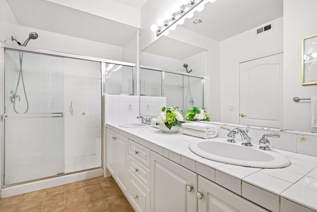 1951 Ofarrell Street 207, San Mateo, CA 94403