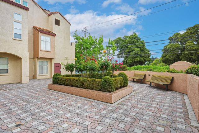 1951 Ofarrell Street 207, San Mateo, CA 94403