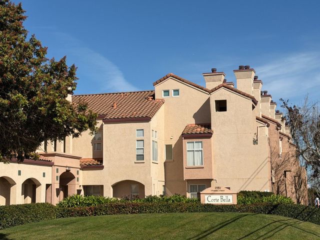 1951 Ofarrell Street 207, San Mateo, CA 94403