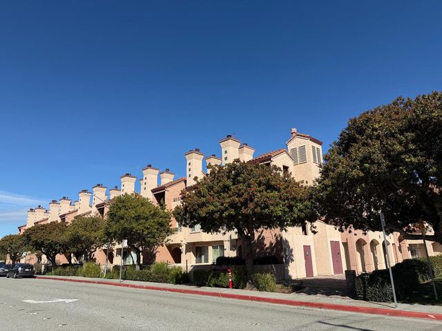 1951 Ofarrell Street 207, San Mateo, CA 94403