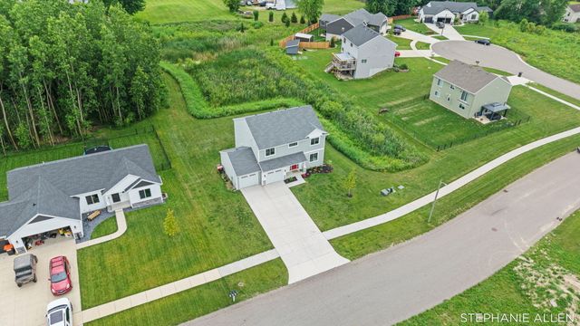 1060 Barnwood Drive, Leighton Twp, MI 49348