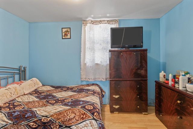 2248 S 23rd STREET #2250, Milwaukee, WI 53215