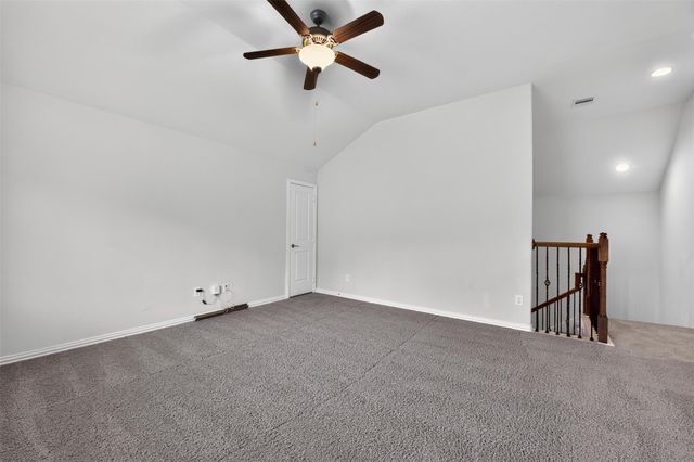 6 S Marshside Place, Spring, TX 77389