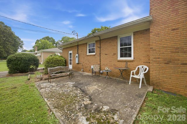 635 Fieldstone Road, Mooresville, NC 28115