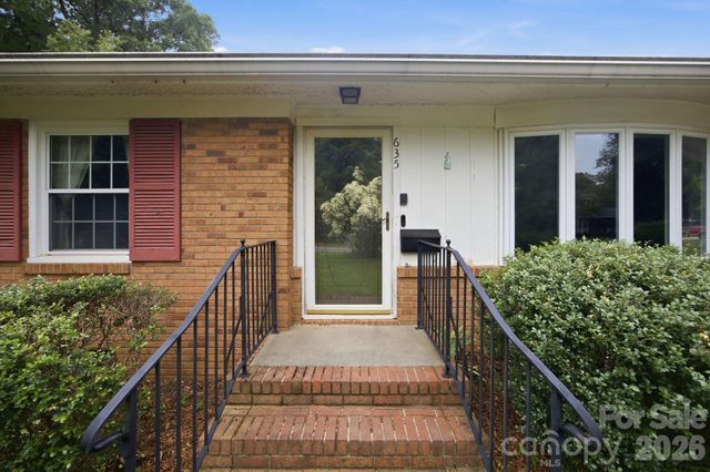 635 Fieldstone Road, Mooresville, NC 28115