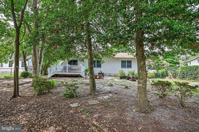 133 W HOLLY LN, Tuckerton, NJ 08087