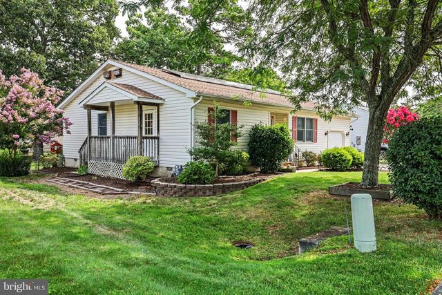 133 W HOLLY LN, Tuckerton, NJ 08087