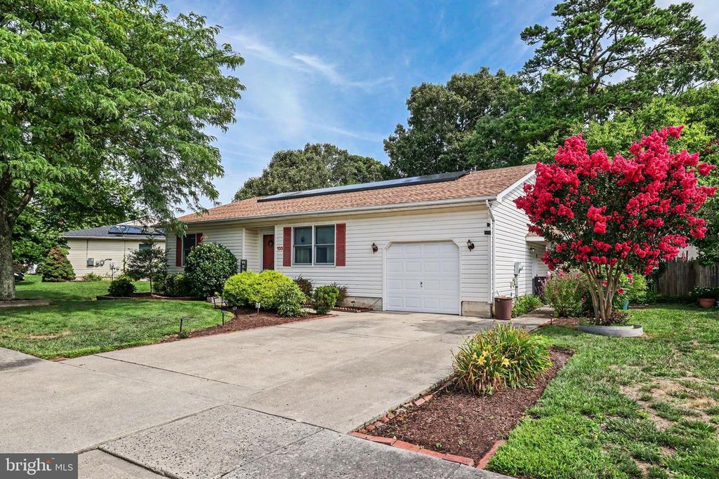 133 W HOLLY LN, Tuckerton, NJ 08087
