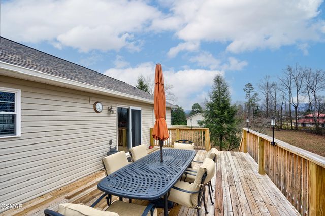 1479 Green Acres Drive, Newport, TN 37821