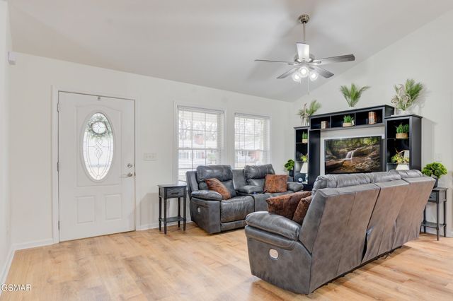 1479 Green Acres Drive, Newport, TN 37821