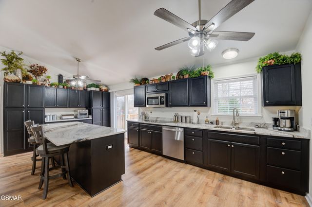 1479 Green Acres Drive, Newport, TN 37821