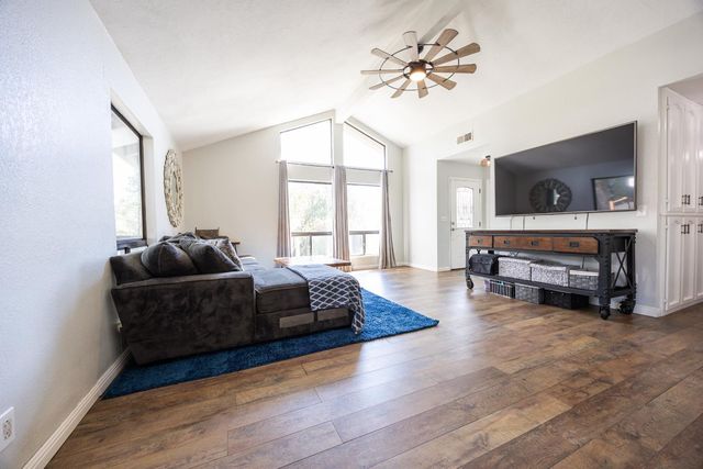 31388 Yosemite Springs Parkway, Coarsegold, CA 93614