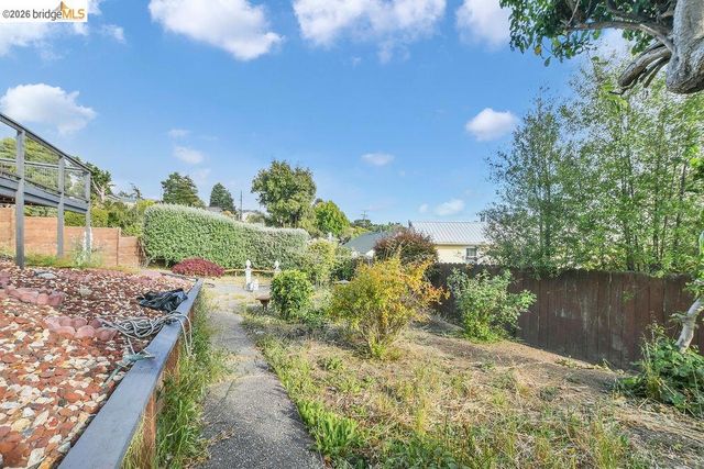 6606 Hagen BLVD, El Cerrito, CA 94530