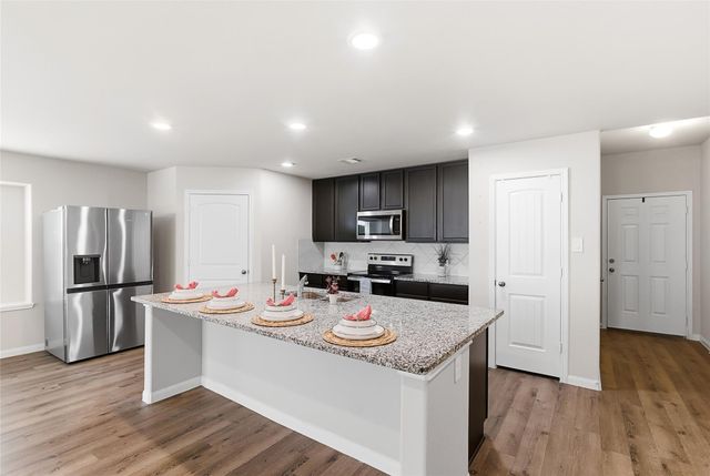 995 Rice Drive, Bryan, TX 77803