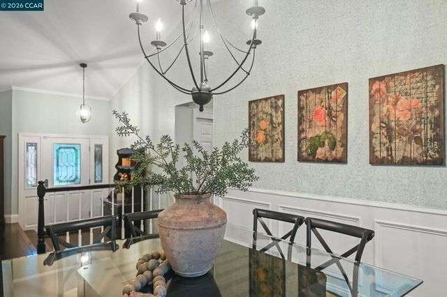 240 240 Morris Ranch Ct., Danville, CA 94526