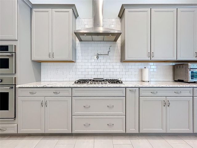 20404 WOLF SPRINGS COURT, Clermont, FL 34715