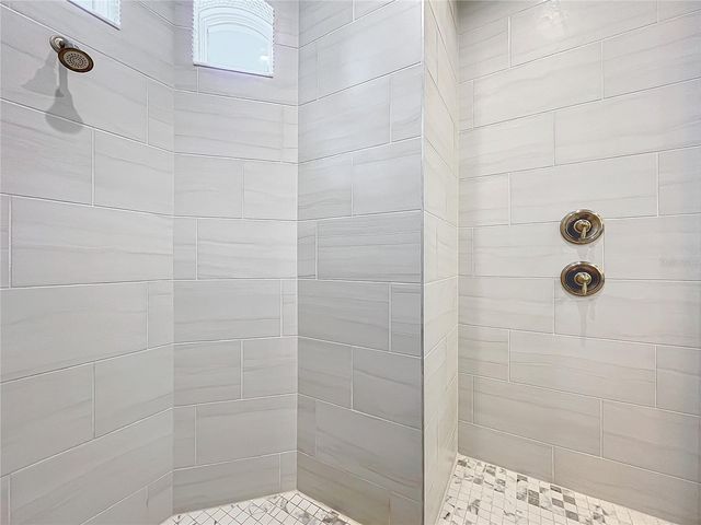 20404 WOLF SPRINGS COURT, Clermont, FL 34715