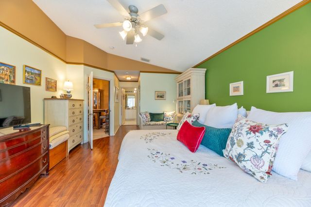 98 Gables Boulevard, Weston, FL 33326