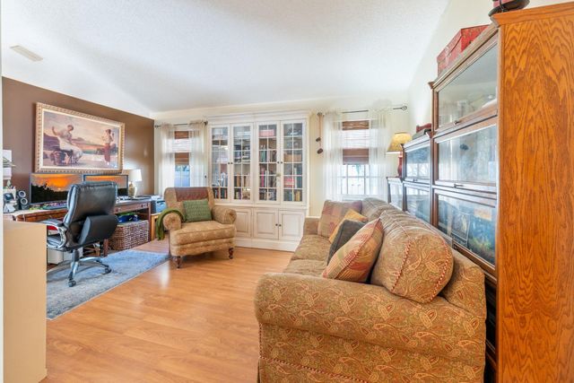 98 Gables Boulevard, Weston, FL 33326