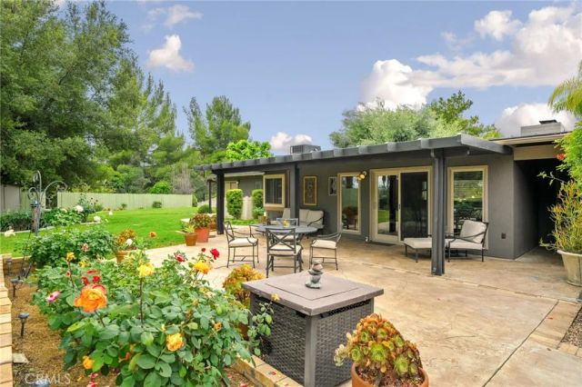 12861 Club, Redlands, CA 92373
