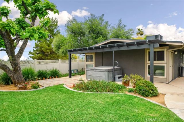 12861 Club, Redlands, CA 92373