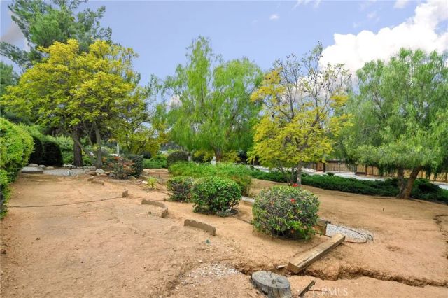 12861 Club, Redlands, CA 92373