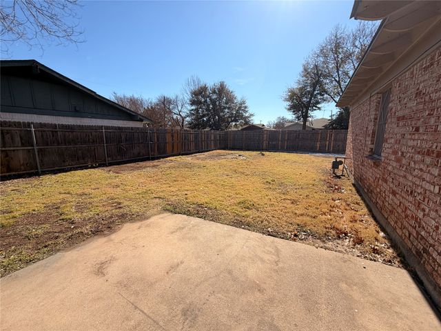 1416 Norwood Drive, Hurst, TX 76053