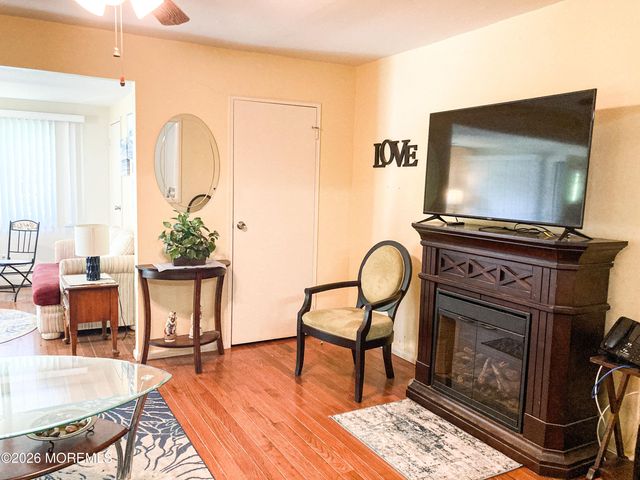 9 A West Lake Drive A, Manchester, NJ 08759