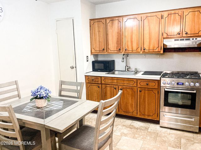9 A West Lake Drive A, Manchester, NJ 08759
