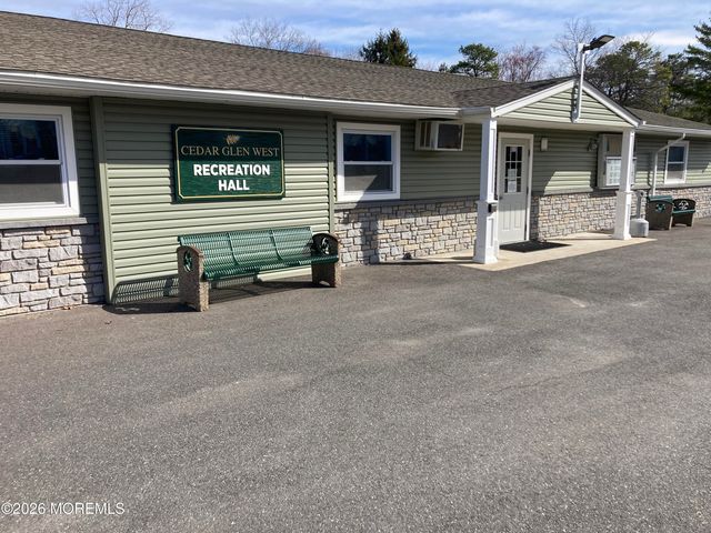 9 A West Lake Drive A, Manchester, NJ 08759