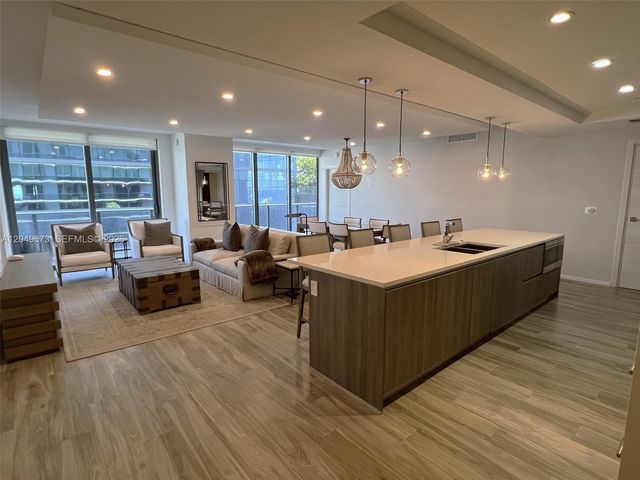 801 S Miami Ave 4608, Miami, FL 33130