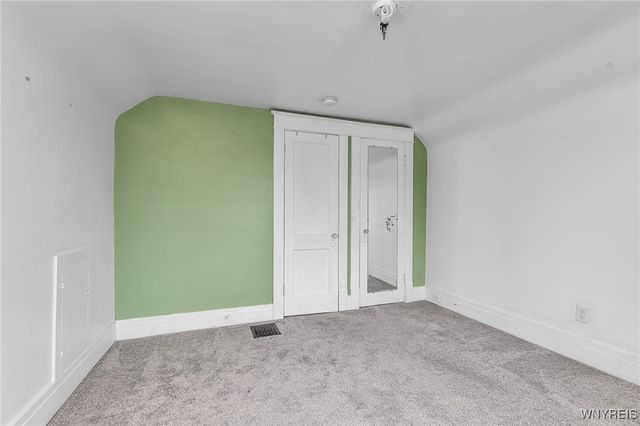 63 Stillwell Avenue, Tonawanda, NY 14217